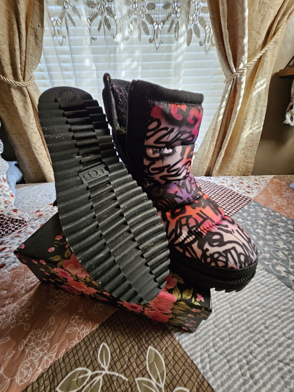 UGG Women's Graffiti Platform Winter Boots in Pink and Black